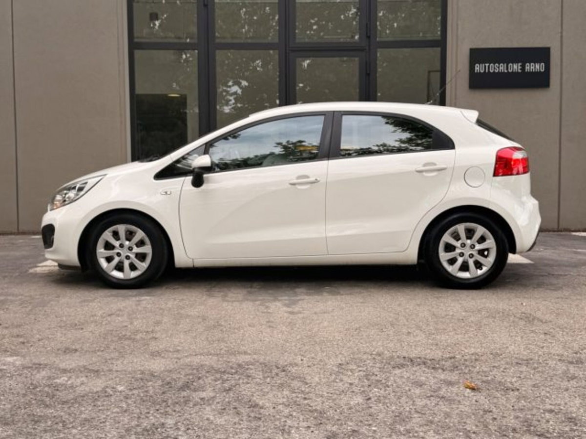 Kia Rio 1.2 CVVT 5p. Cool (4)