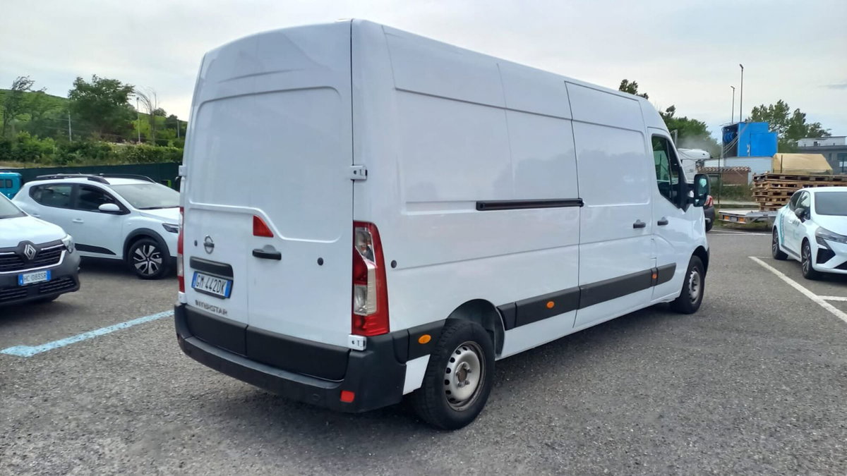 Nissan Interstar Furgone 35 2.3 dCi 135CV PL-TA Acenta Furgone (3)