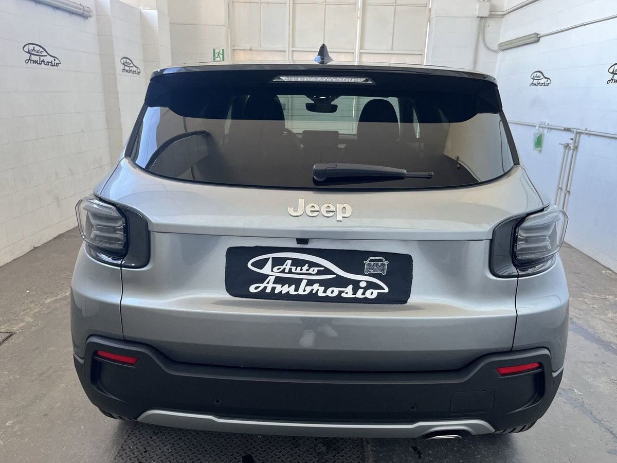 Jeep Avenger 1.2 turbo Summit fwd 100cv (4)