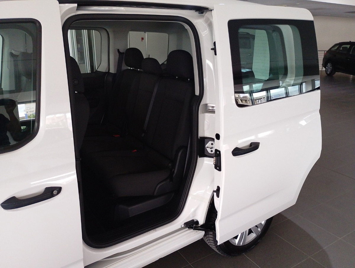 Volkswagen Veicoli Commerciali Caddy maxi 2.0 tdi scr 102cv Space (8)
