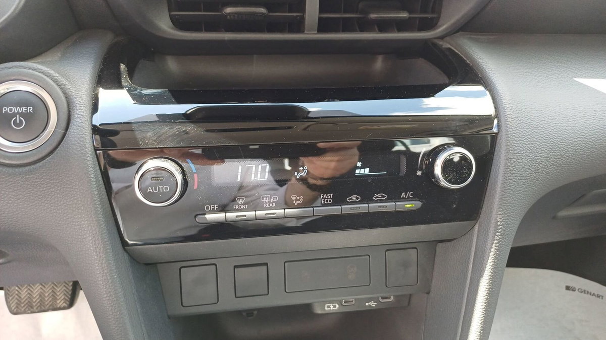 Toyota Yaris Cross 1.5 Hybrid 5p. E-CVT Active (13)