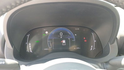 Toyota Yaris Cross 1.5 Hybrid 5p. E-CVT Active (17)