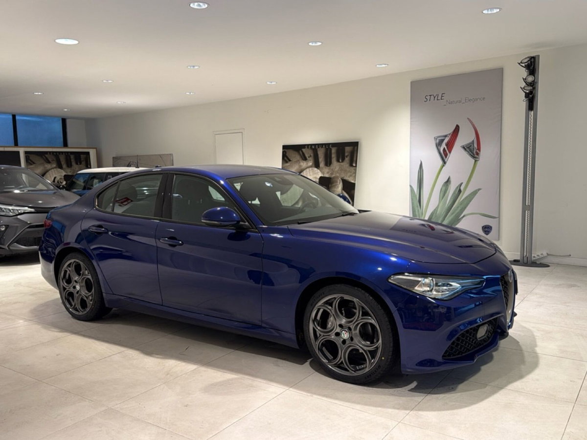 Alfa Romeo Giulia 2.2 Turbodiesel 160 CV AT8 Super (2)