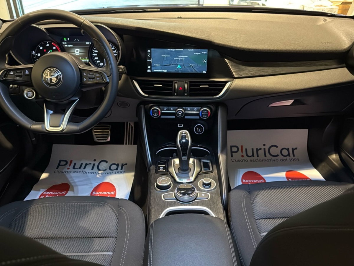 Alfa Romeo Giulia 2.2 Turbodiesel 160 CV AT8 Super (4)