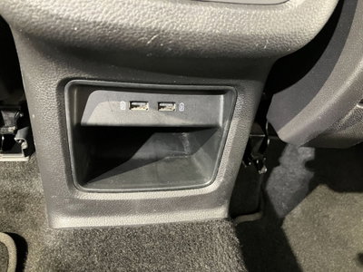 SEAT Ateca 1.6 TDI DSG Business (13)