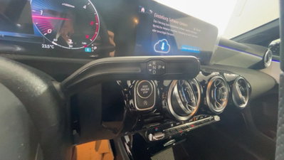 Mercedes-Benz Classe A 180 d Edition AMG Line auto (14)