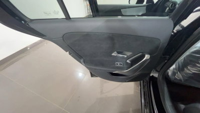 Mercedes-Benz Classe A 180 d Edition AMG Line auto (16)