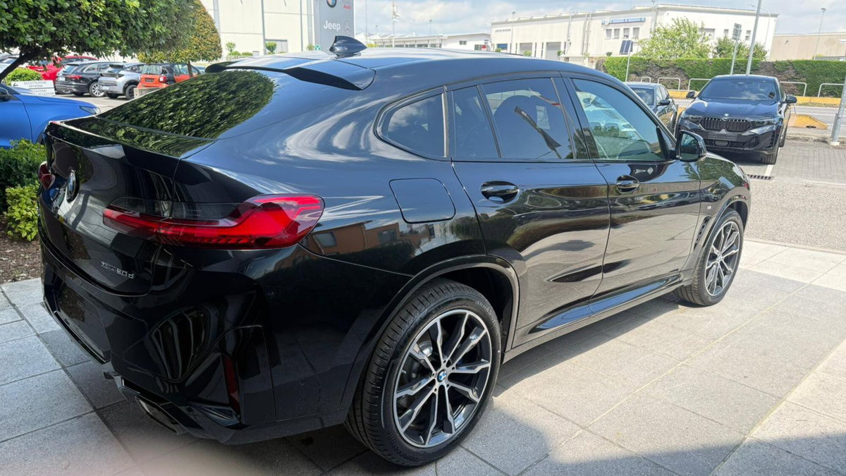 BMW X4 xDrive20d (4)