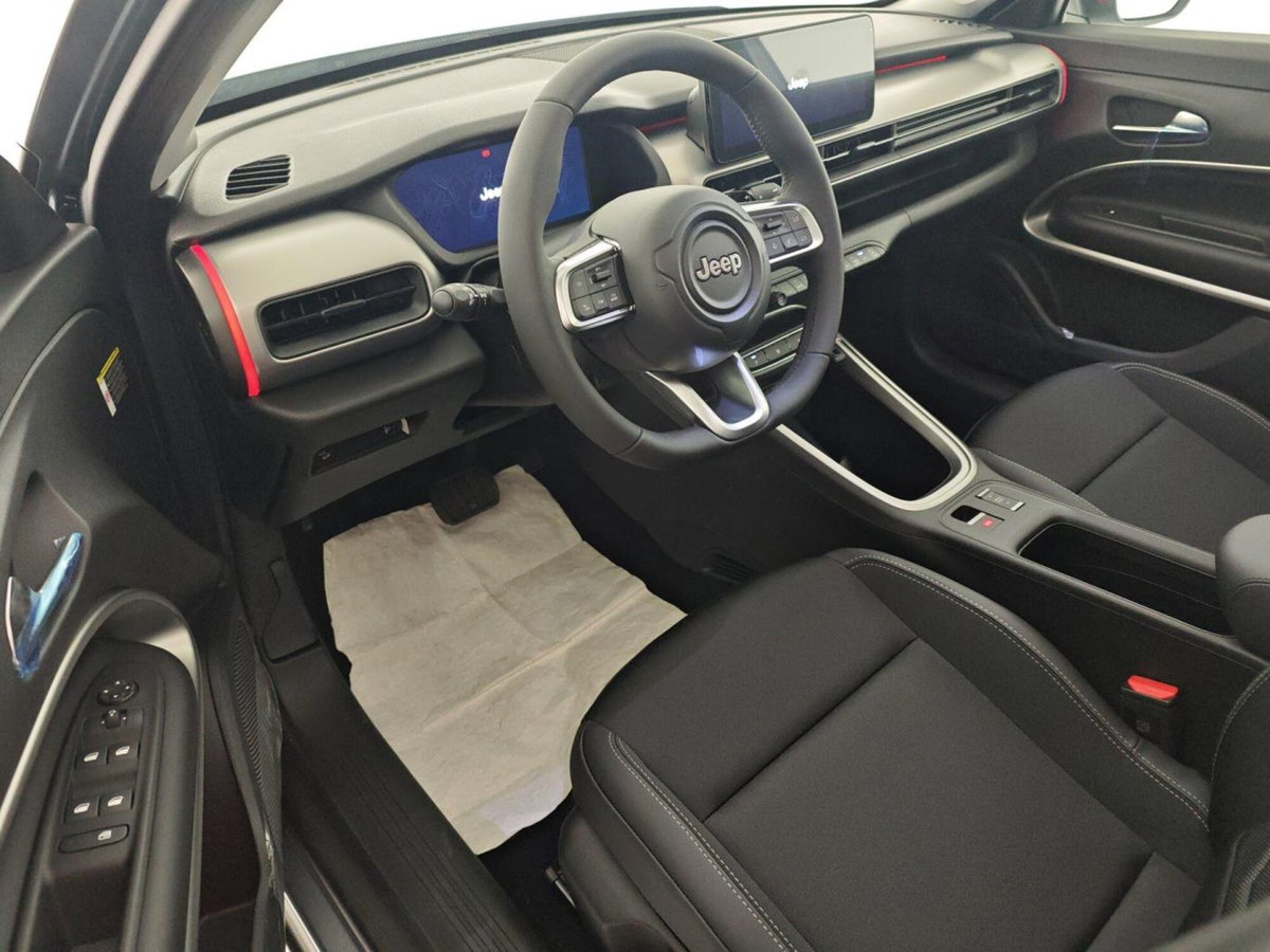 Jeep Avenger full-electric Summit fwd 156cv auto (10)