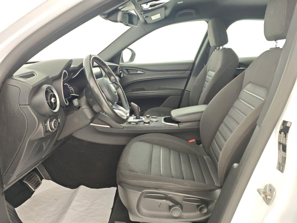 Alfa Romeo Stelvio Stelvio 2.2 Turbodiesel 190 CV AT8 Q4 Business (10)