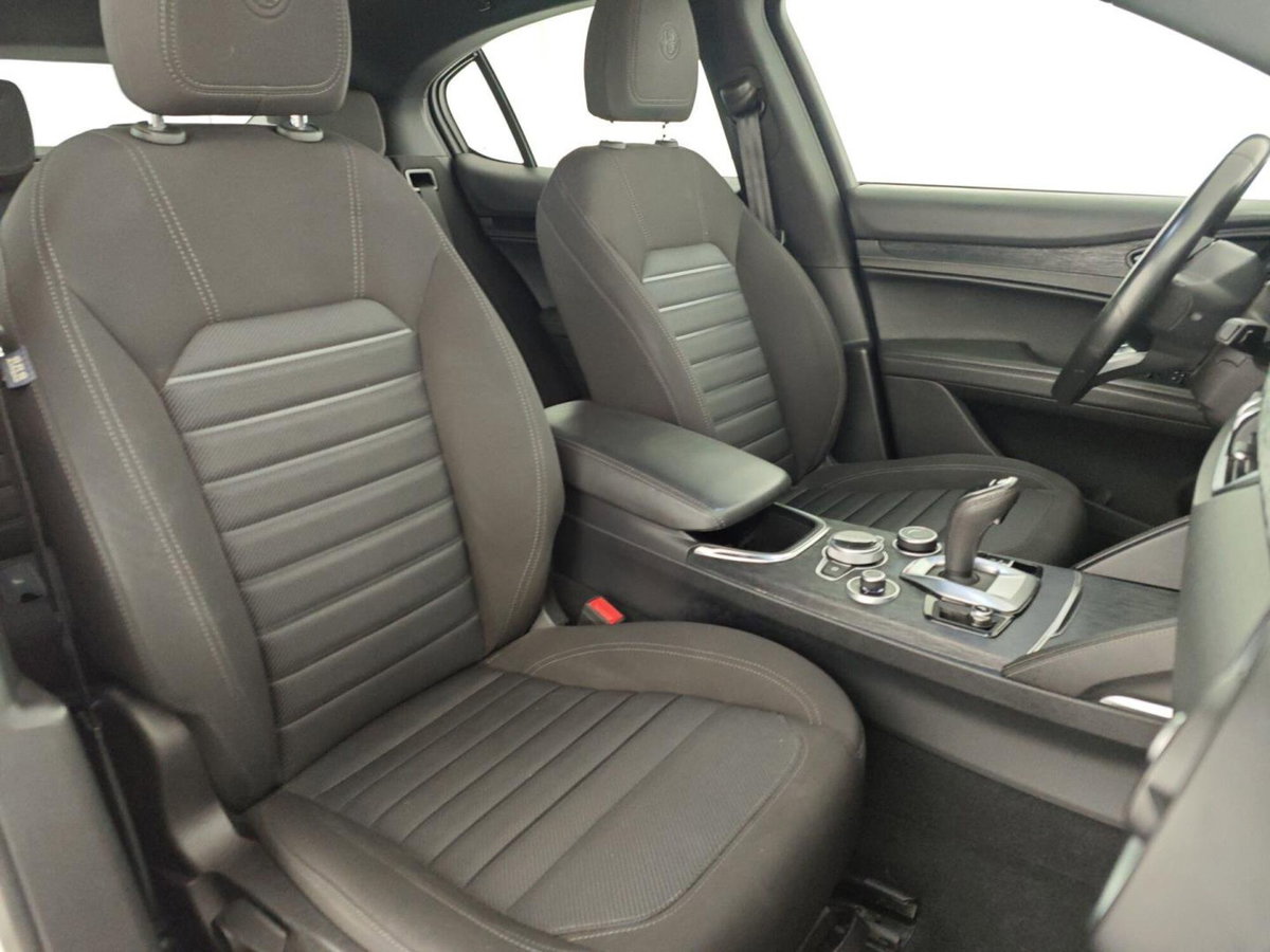 Alfa Romeo Stelvio Stelvio 2.2 Turbodiesel 190 CV AT8 Q4 Business (14)