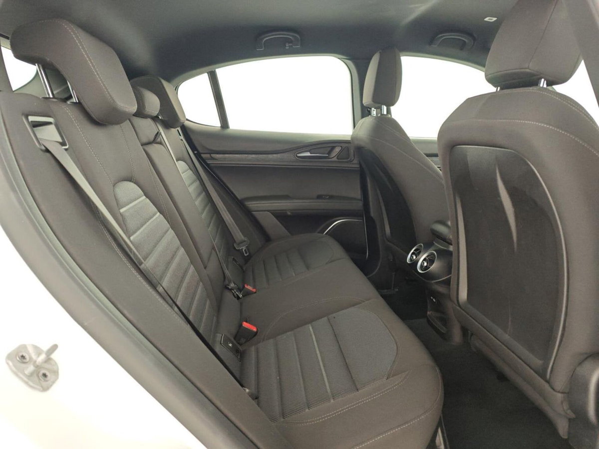 Alfa Romeo Stelvio Stelvio 2.2 Turbodiesel 190 CV AT8 Q4 Business (15)