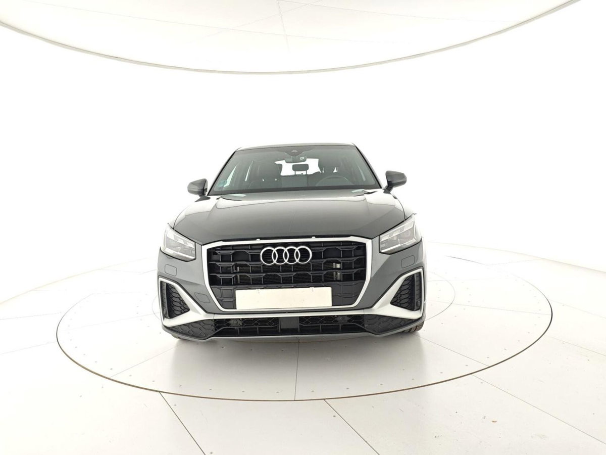 Audi Q2 Q2 35 TDI quattro S tronic S line Edition (2)