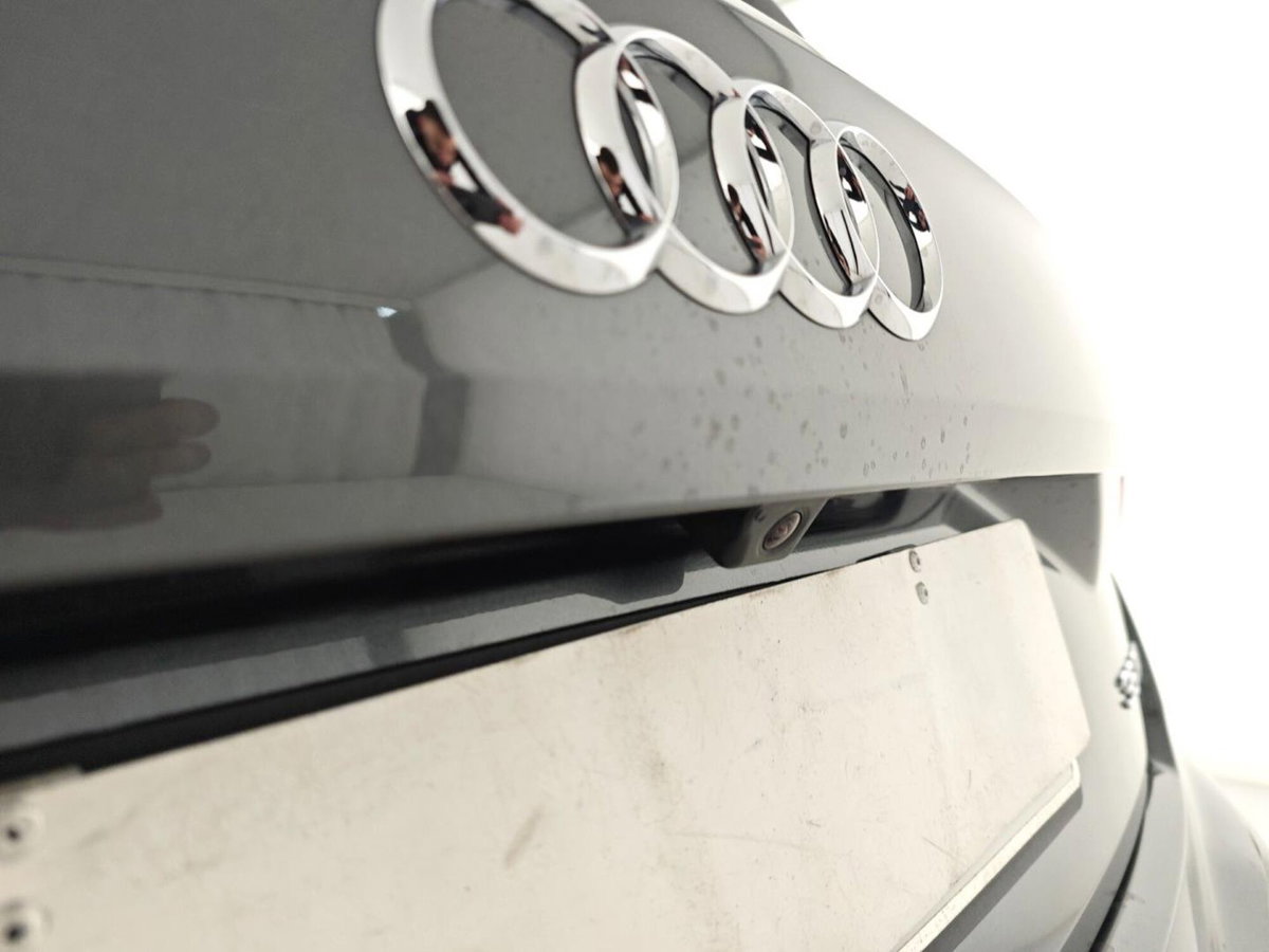 Audi Q2 Q2 35 TDI quattro S tronic S line Edition (5)