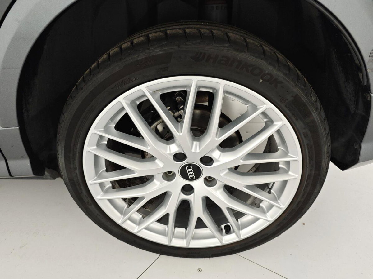 Audi Q2 Q2 35 TDI quattro S tronic S line Edition (7)