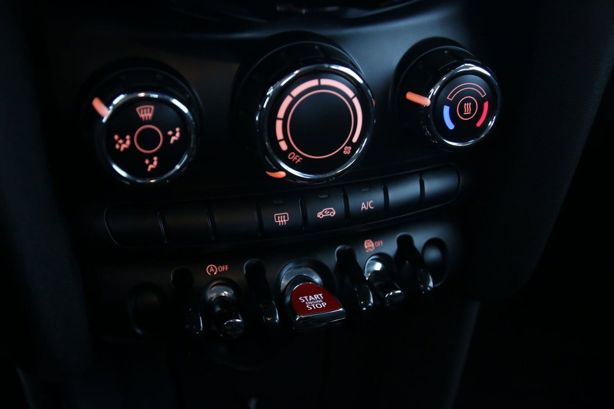 MINI Mini 1.5 One 75 CV 5 porte (14)