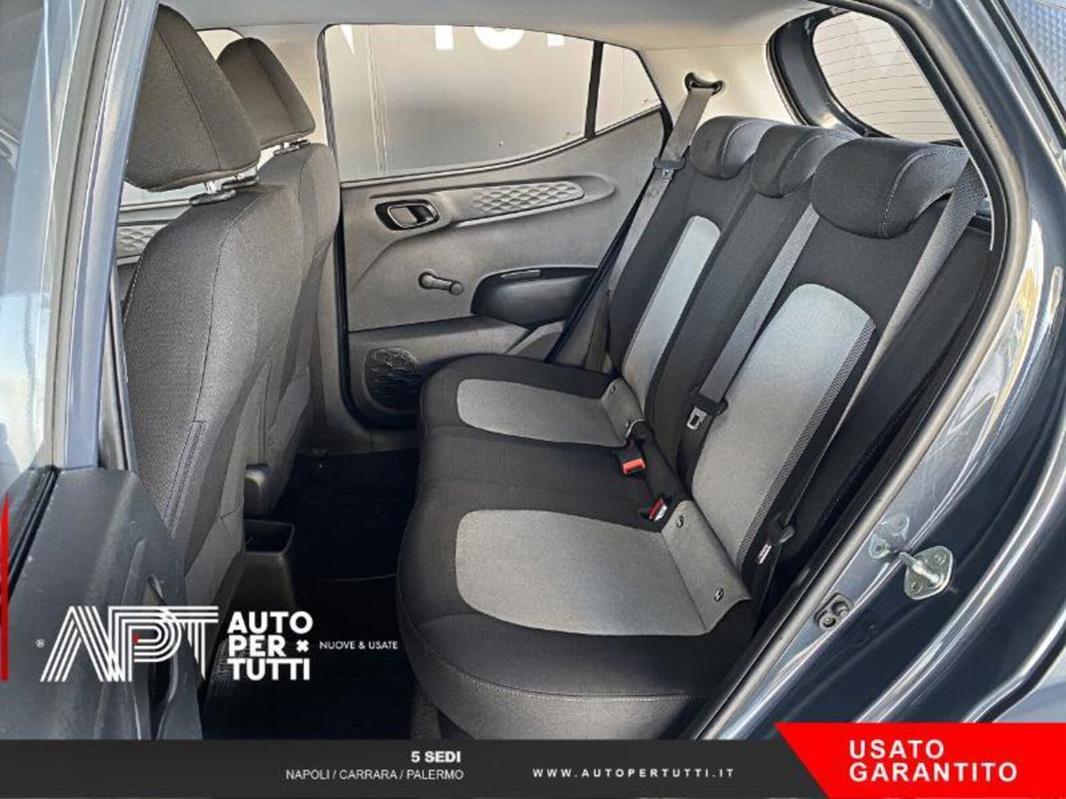 Hyundai i10 1.0 MPI Advanced (17)
