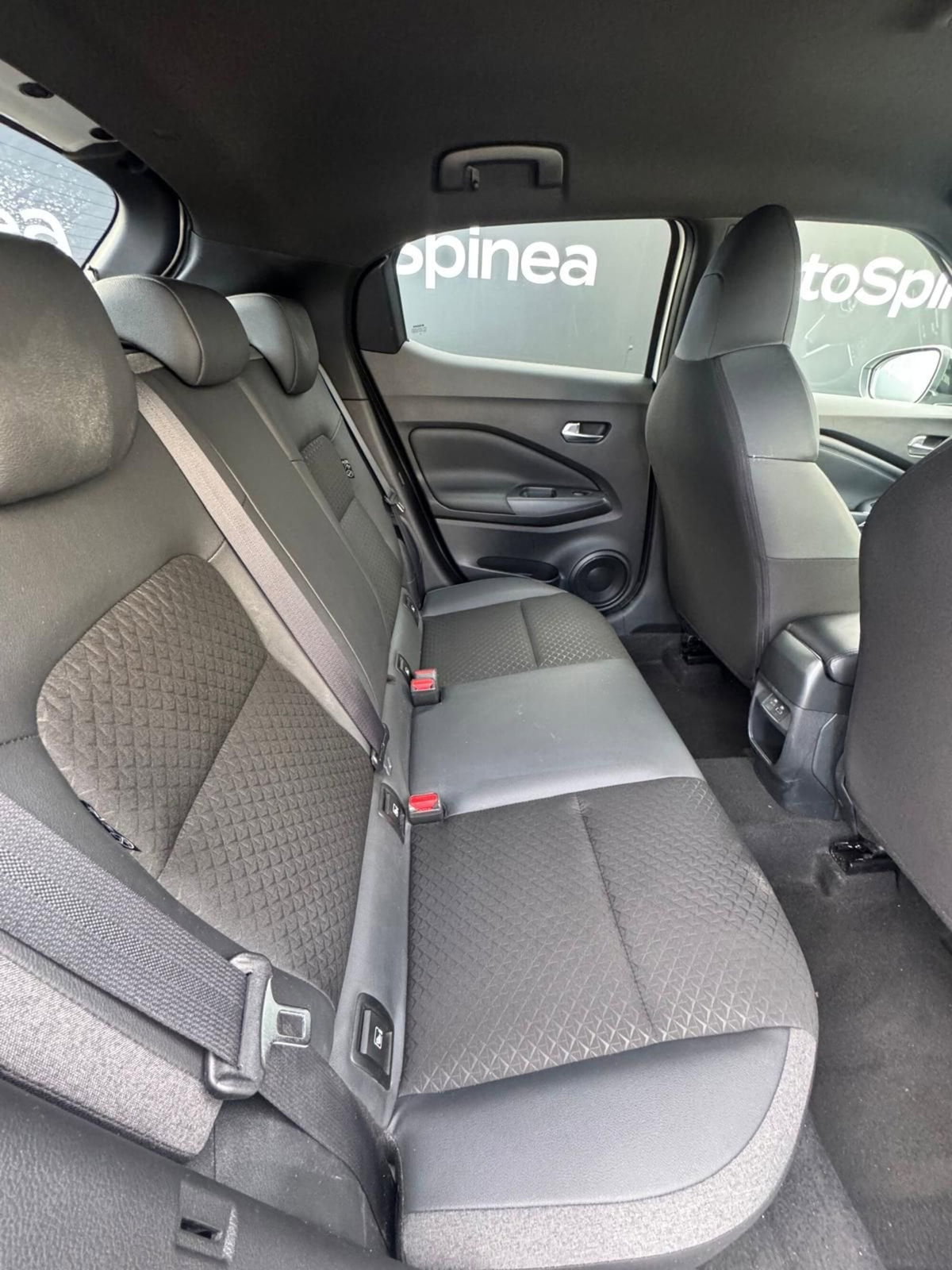Nissan Juke 1.0 dig-t N-Connecta 114cv dct (18)