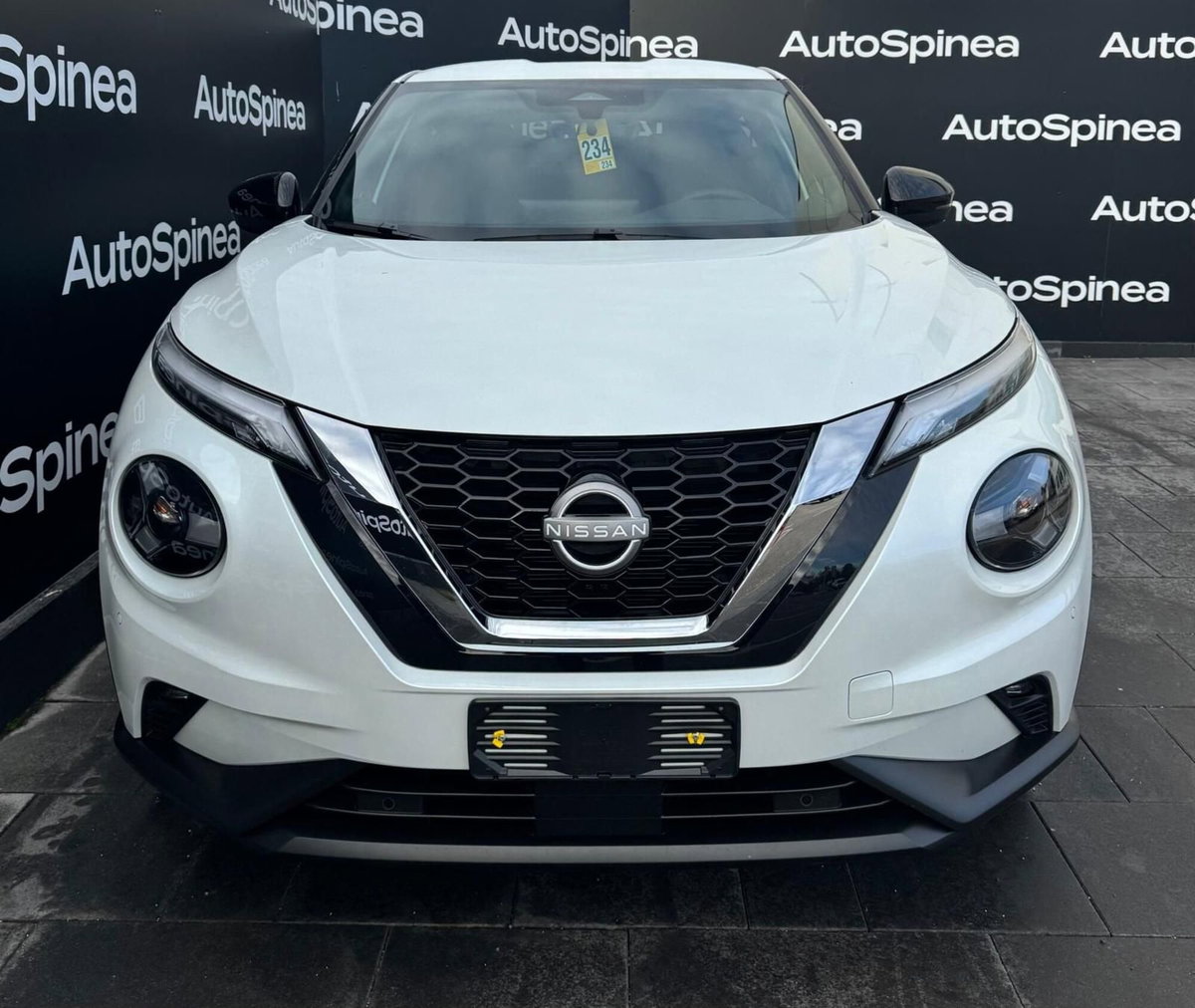 Nissan Juke 1.0 dig-t N-Connecta 114cv dct (2)