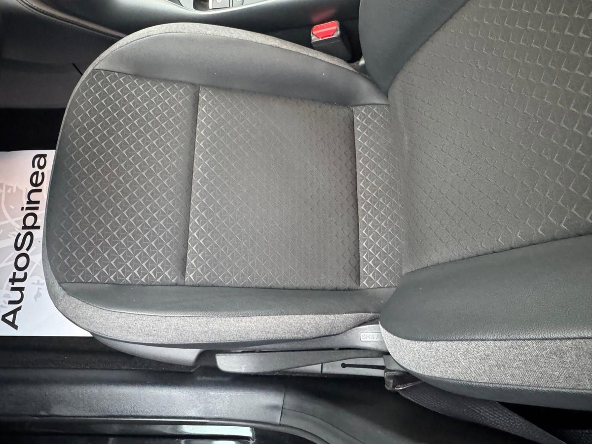 Nissan Juke 1.0 dig-t N-Connecta 114cv dct (11)