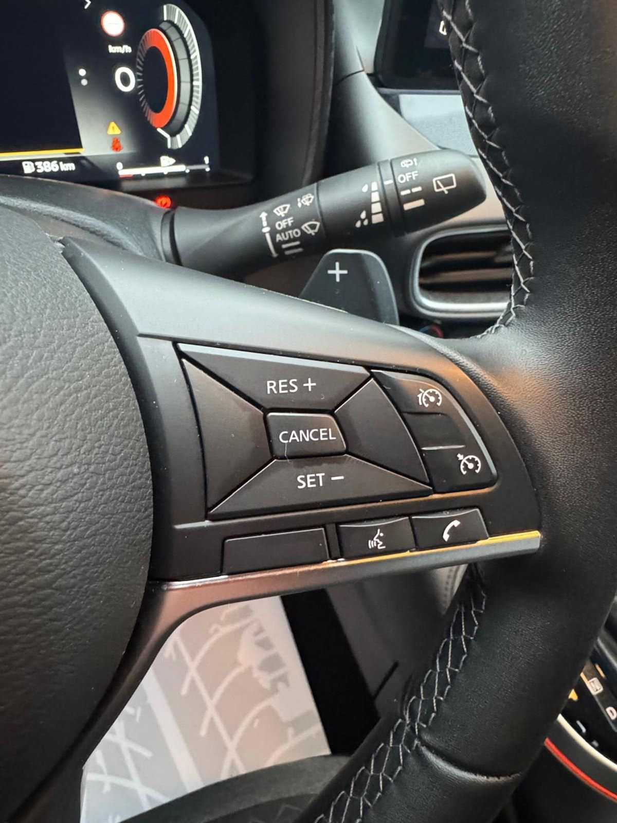 Nissan Juke 1.0 dig-t N-Connecta 114cv dct (16)