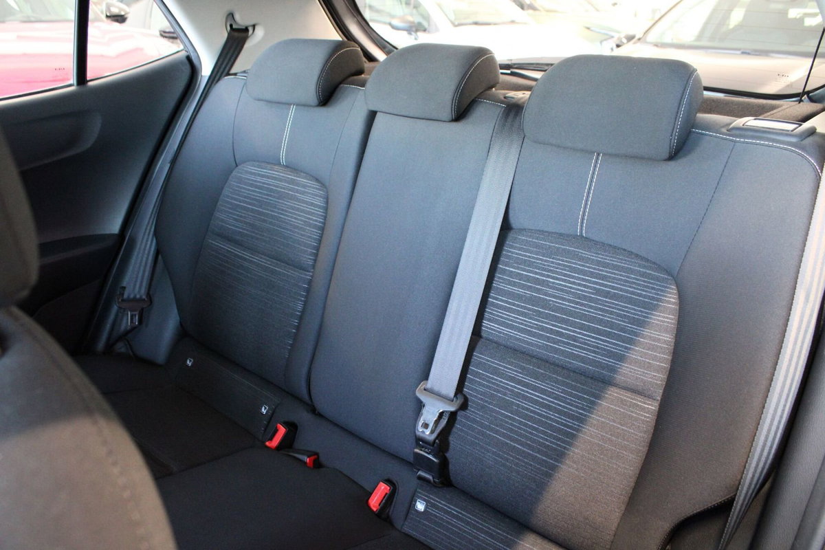 Kia Picanto 1.0 12V 5 porte AMT Urban (9)