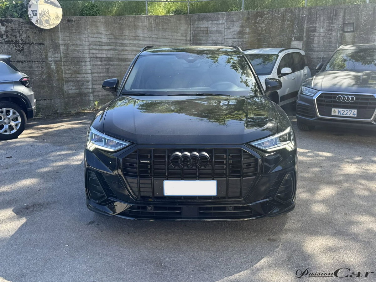 Audi Q3 Sportback 35 TDI quattro S tronic S line edition (2)