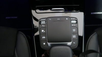 Mercedes-Benz Classe A 180 d Premium (16)