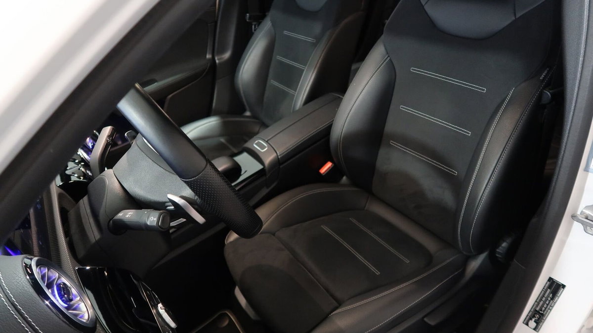 Mercedes-Benz Classe A 180 d Premium (20)