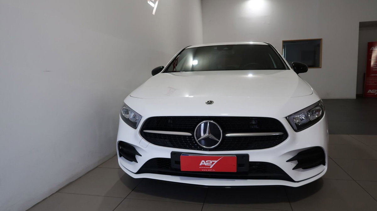 Mercedes-Benz Classe A 180 d Premium (8)