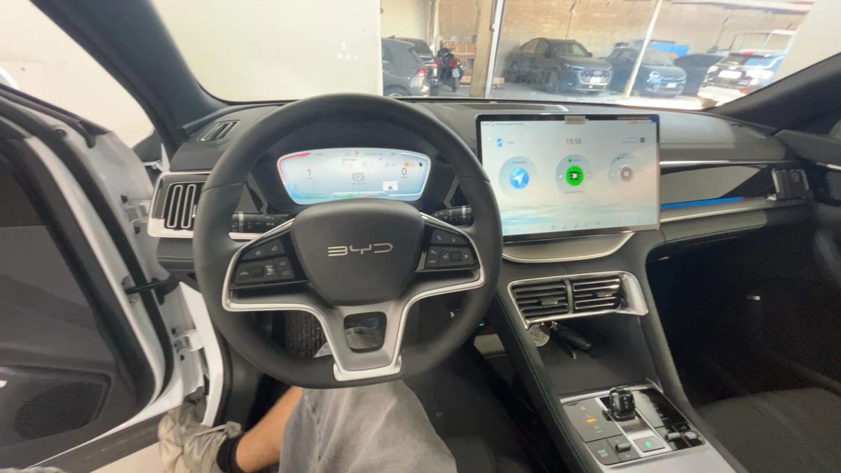 Byd Seal U DM-i 1.5 phev Boost 2wd (11)