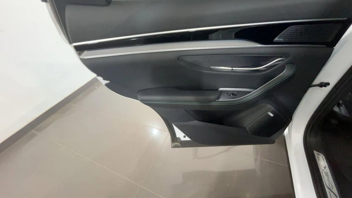Byd Seal U DM-i 1.5 phev Boost 2wd (9)