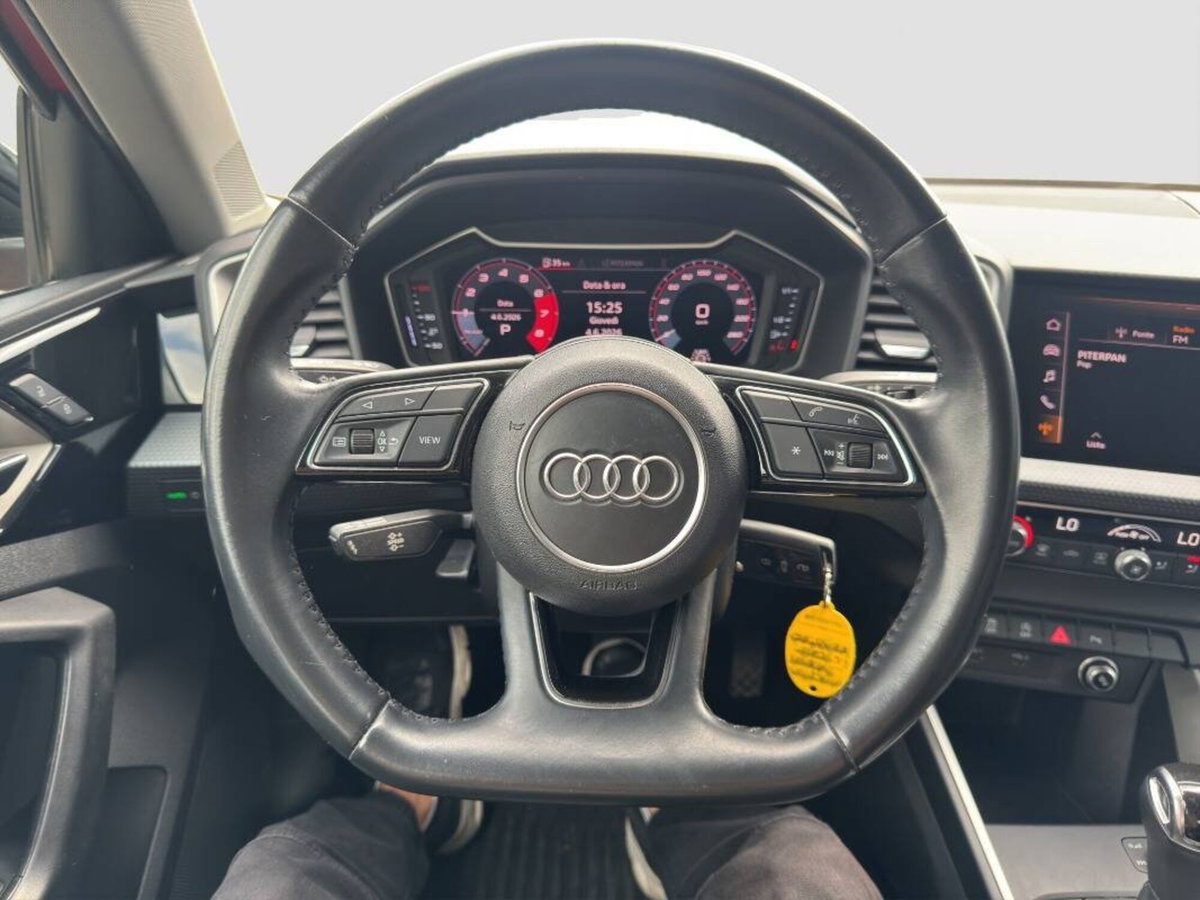 Audi A1 Sportback 30 TFSI S line edition (8)