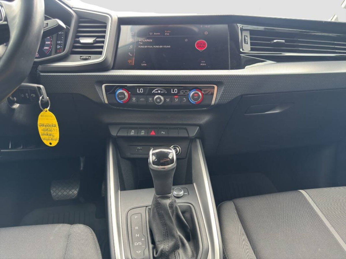 Audi A1 Sportback 30 TFSI S line edition (12)