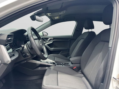 Audi A3 Sedan 30 TFSI S tronic Business (10)