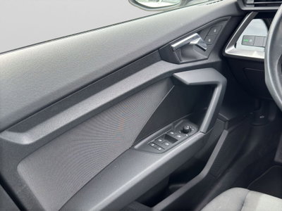 Audi A3 Sedan 30 TFSI S tronic Business (13)