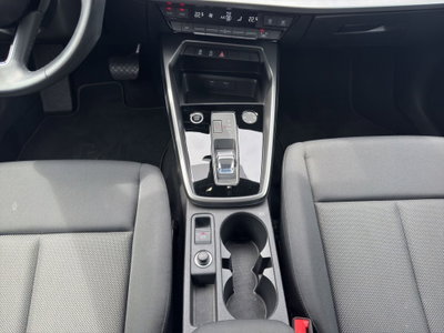 Audi A3 Sedan 30 TFSI S tronic Business (16)