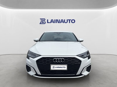 Audi A3 Sedan 30 TFSI S tronic Business (2)