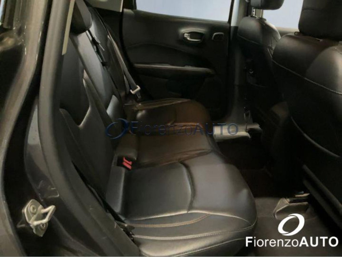 Jeep Compass 1.6 Multijet II 2WD Limited (8)
