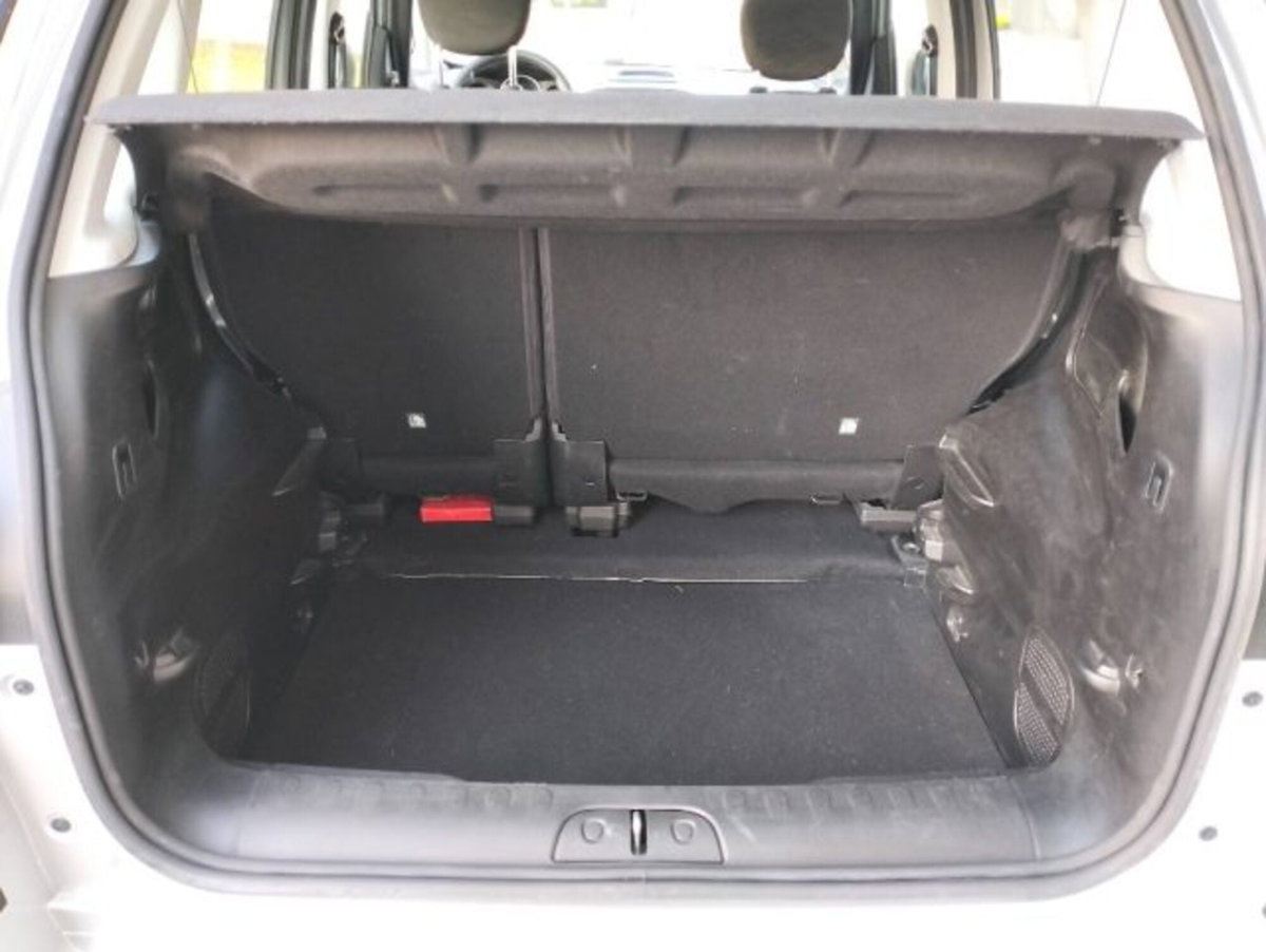 Fiat 500L 1.4 95 CV Urban (6)