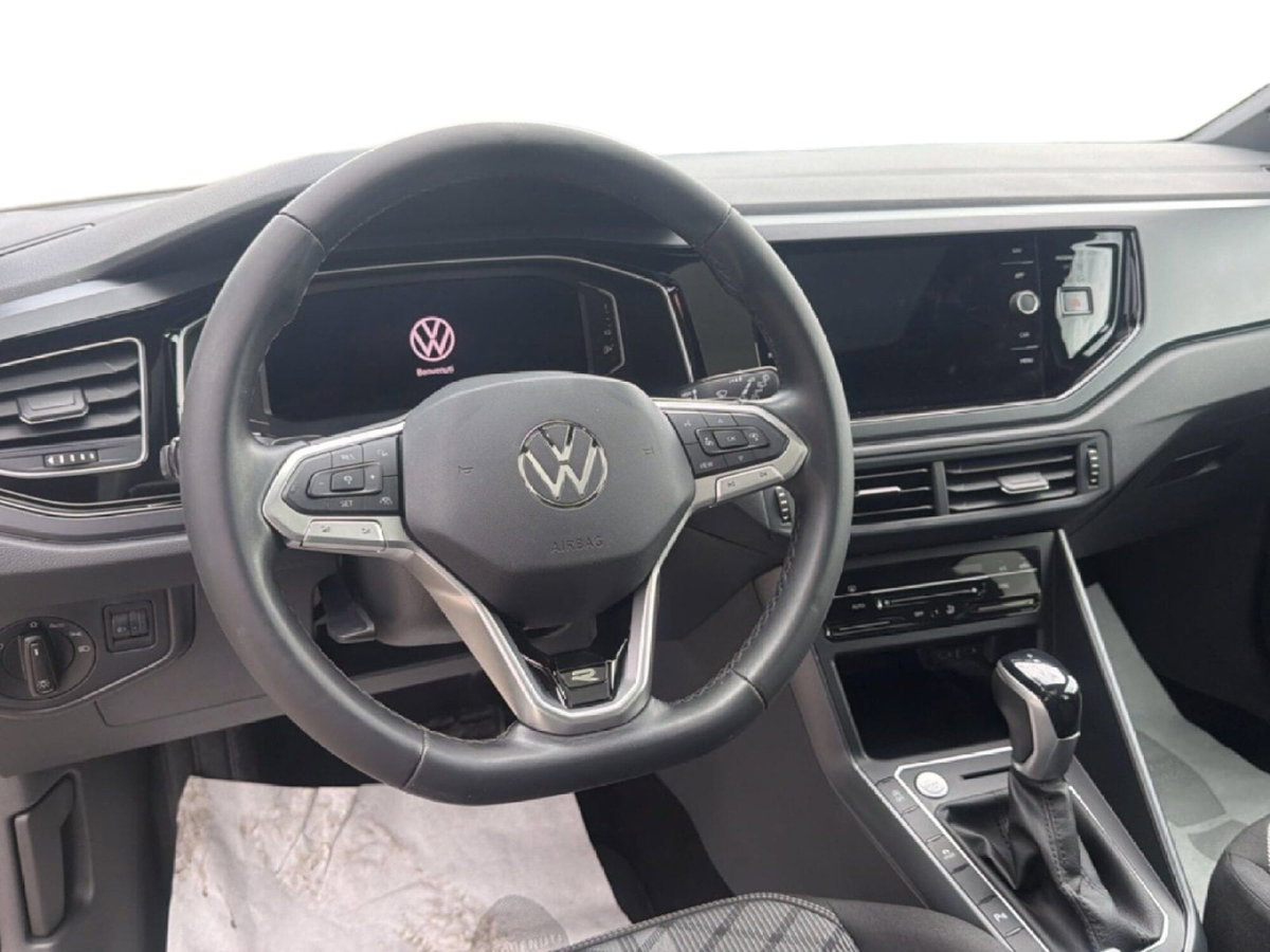 Volkswagen Taigo 1.5 tsi R-Line 150cv dsg (10)