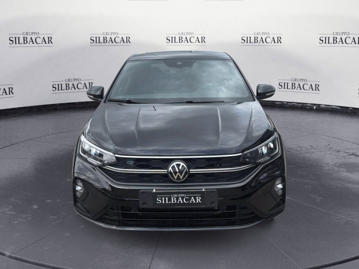 Volkswagen Taigo 1.5 tsi R-Line 150cv dsg (8)