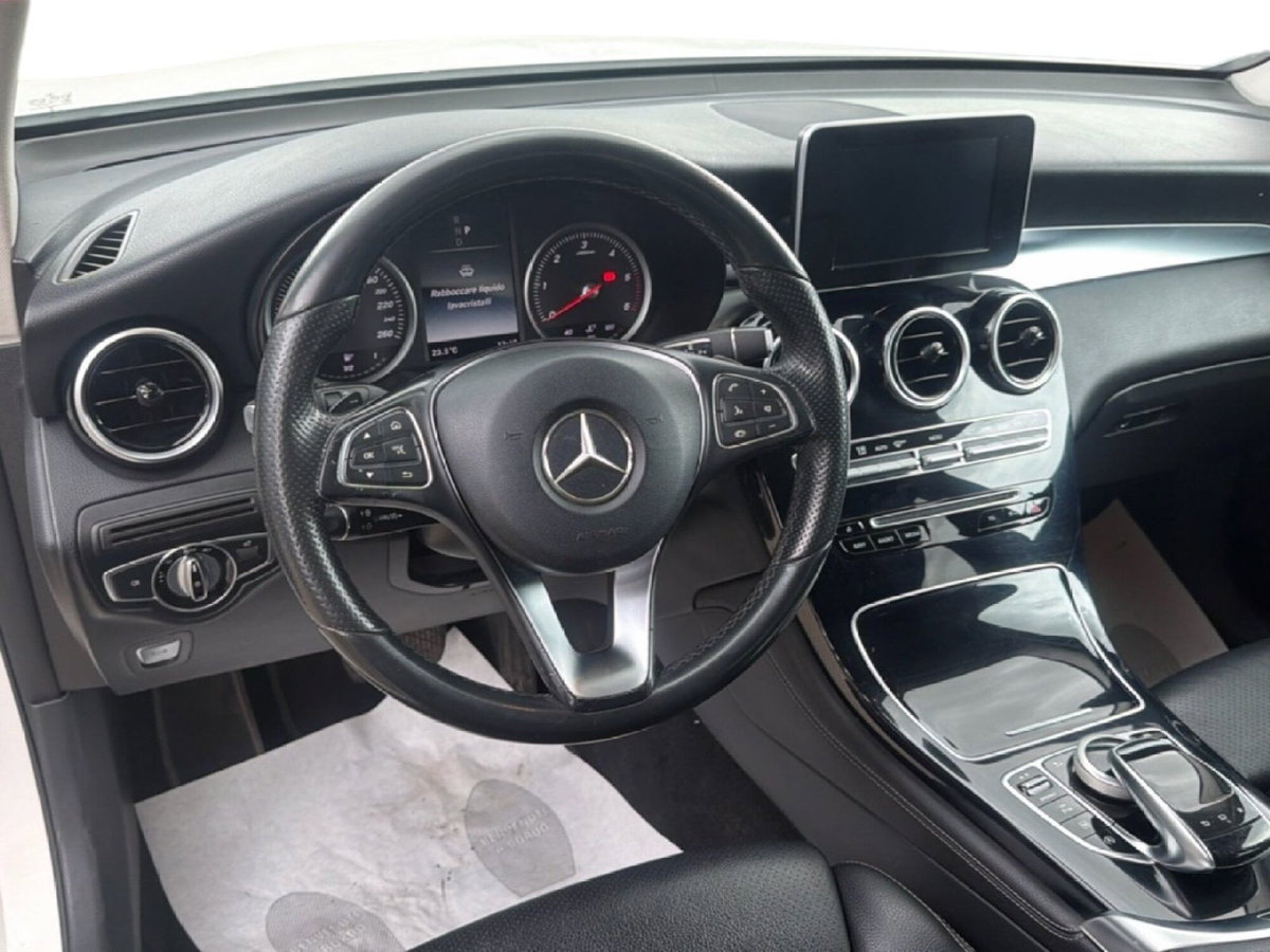 Mercedes-Benz GLC SUV 220 d 4Matic Sport (10)