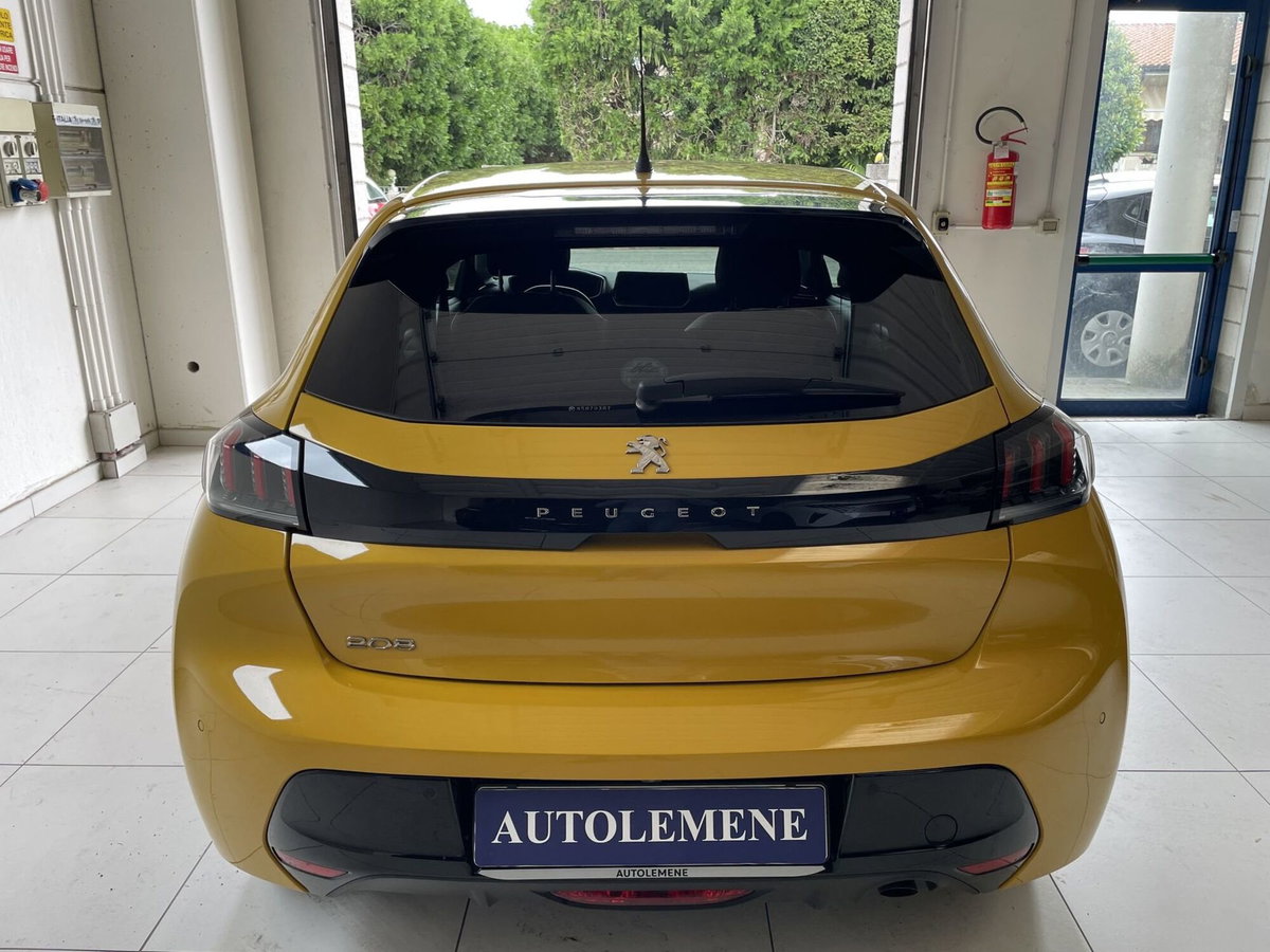 Peugeot 208 PureTech 100 Stop&Start EAT8 5 porte Allure Pack (5)