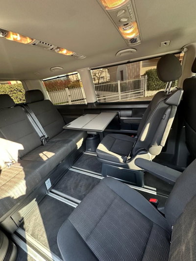 Volkswagen Multivan 2.0 TDI 199CV DSG Comfortline (18)