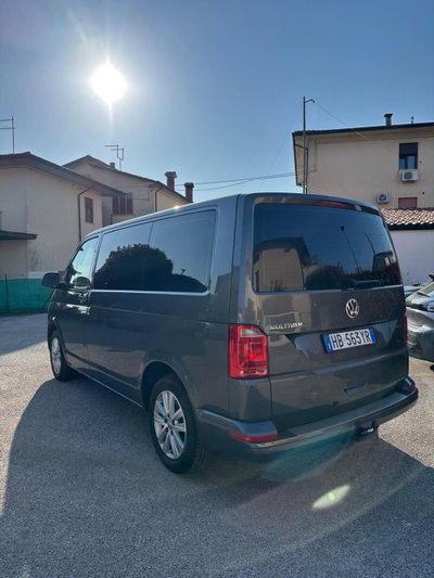 Volkswagen Multivan 2.0 TDI 199CV DSG Comfortline (9)
