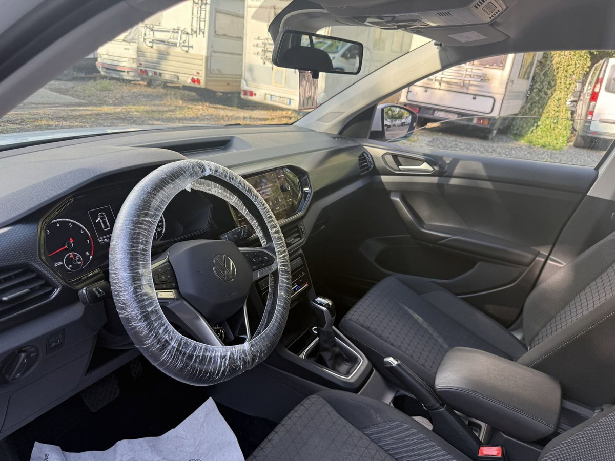 Volkswagen T-Cross 1.0 TSI 110 CV DSG Advanced (9)
