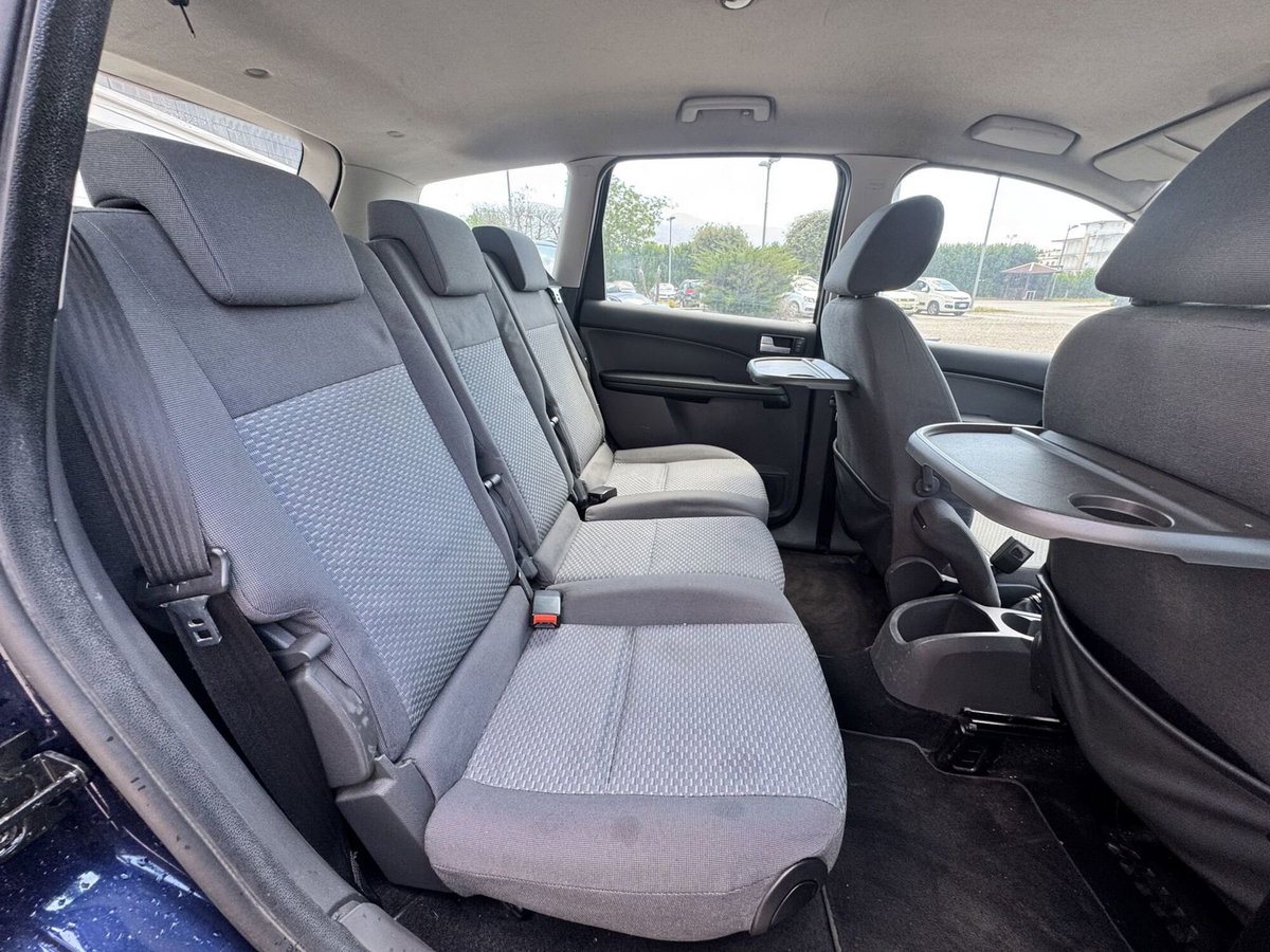 Ford Focus 1.6 TDCi (110CV) Ghia (10)