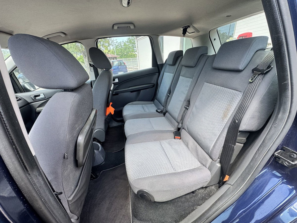 Ford Focus 1.6 TDCi (110CV) Ghia (9)