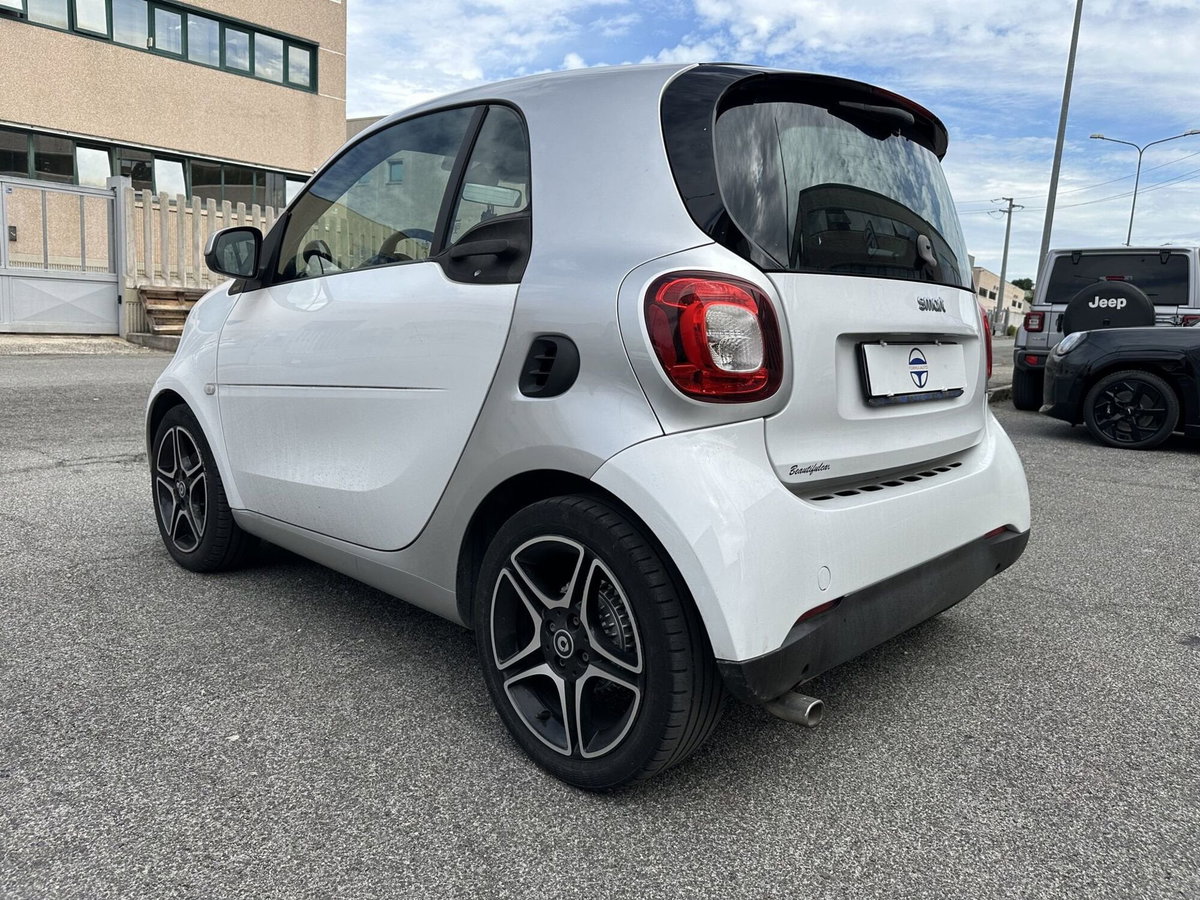 smart Fortwo 90 0.9 Turbo Urban (4)